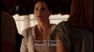 Minnie Driver Cleavage on The Riches