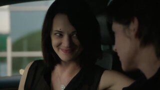 Asia Argento and Helene Fillieres Lesbianism on Mafiosa s05e05