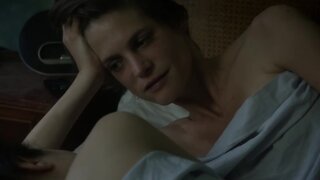 Asia Argento and Helene Fillieres Lesbianism on Mafiosa s05e05