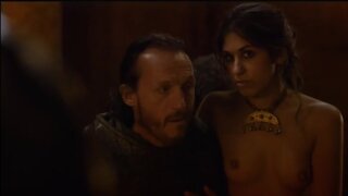 Sahara Knite Completely Nude on Game of Thrones s02e09