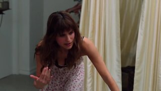 Lake Bell in Bra on How to Make It In America s01e04