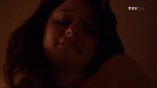 Shiri Appleby in Bra in Thrill of the Kill
