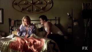 Laura Allen Boobslip on Terriers S01E02