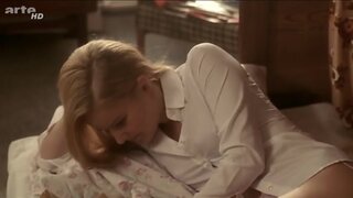 Teresa Weissbac Naked in Sonnenallee