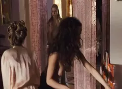 Natalia Avelon Completely Nude and Having Sex in Eight Miles