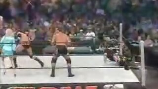 Torrie Wilson vs Kelly Kelly ECW Bikini Contest