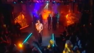 Billie Piper Cleavage and belly performing one of her best songs