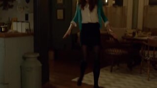 Madchen Amick Lots of Skin on Witches Of East End s01e01e02