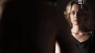 Laura Chiatti Topless in Il Sogno del Maratoneta