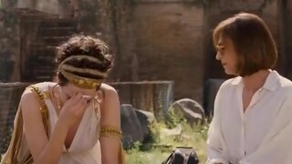 Laura Chiatti Naked in Io, loro e Lara