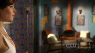 Erica Durance Cleavage on Smallville