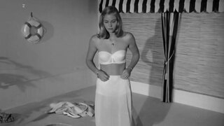 Cybill Shepherd Completely Nude in The Last Picture Show