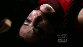 Erica Durance in leather on Smallville S10e3