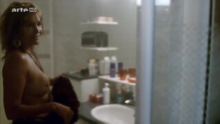 Clementine Celarie Bare Breasts from Les Invincibles S01E02