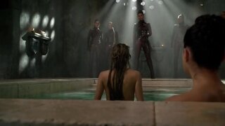 Charisma Carpenter girl girl action on Legend of the Seeker s02e01