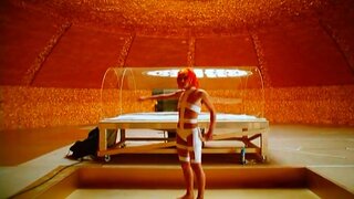 Milla Jovovich See-Through and Pokers from Fifth Element BTS