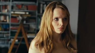 Karoline Herfurth Nude from Im Winter ein Jahr