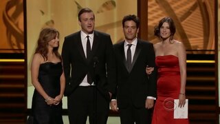 Alyson Hannigan and Colie Smulders from the Emmys and How I Met Your Mother s05e01