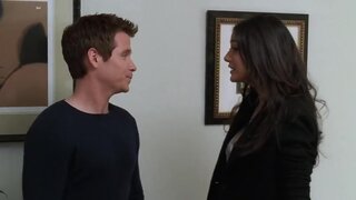 Emmanuelle Chriqui Cleavage on Entourage s06e01