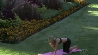 Cameron Richardson in Bikini on Harpers Island S1e3