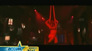 Jessica Biel rehearsing exotic dance moves from Powder Blue