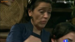 Inma Cuesta getting bathed from Aguila Roja