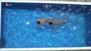 Andrea Eckert and Nicole Marischka Nude in Ein Hund kam in die Kuche