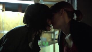 Katherine Moennig, Angela Gots and Clementine Ford Naked and making out from the L Word S05E08