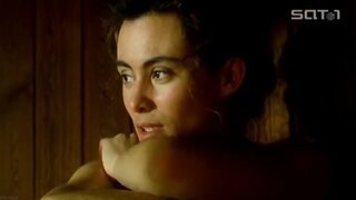 Idil Uener Nude in a bath and in a sauna in Spuren im Eis Eine Frau sucht die Wahrheit and Verliebte Jungs