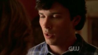 Erica Durance getting her butt grabbed on Smallville s07e01
