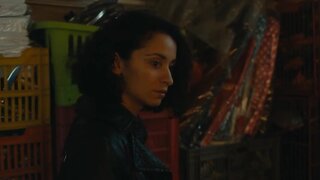 Sonia Jacob Full Frontal in La ligne droite