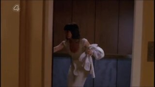 Jennifer Love Hewitt Cleavage on Ghost Whisperer