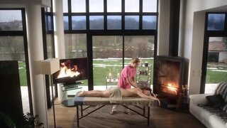 Sophie Le Tellier and Jade Phan-Gia Nude on Des soucis et des hommes s01e01