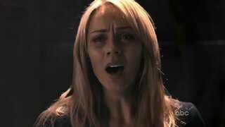 Laura Vandervoort Screwing on V s2e10