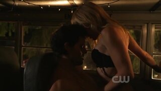Emma Caulfield in Undies on Life Unexpected s02e07