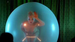 Julie Atlas Muz Topless in Bored to Death s02e03