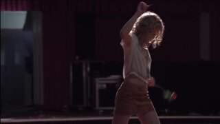 Kate Hudson Exposed Tits in Almost Famous