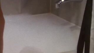 Anja Kling Nude having a bath from Todliche Wahl. Die Feindin