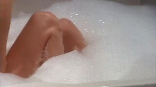 Anja Kling Nude having a bath from Todliche Wahl. Die Feindin