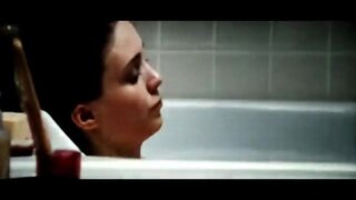 Rooney Mara Possible Nipslip in the New Nightmare on Elm Street