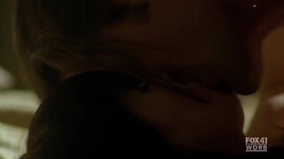Sarah Wayne Callies in Underwear on House M.D. s06e18