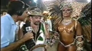 Dani Sperle Bare Breasts at Carnaval Rio de Janeiro 2009