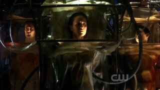Crystal Lowe on Smallville S9e15