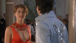 Marie Ronnebeck Cleavage in red dress from Crazy Race 3