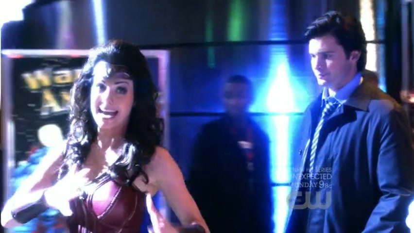 Erica Durance In Costumes On Smallville