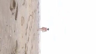 Caroline Demangel Completely Naked from Si tu ten vas