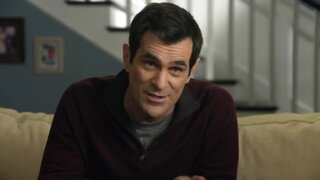 Julie Bowen in Underwear crawling on Modern Family S01E13
