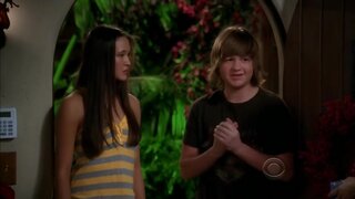 Tinashe Kachingwe Cleavage from Two and a Half Men S07E11