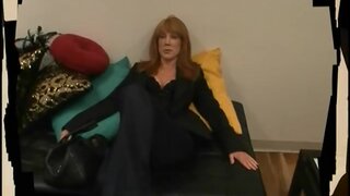Kathy Griffin Cleavage Proving Her Breasts Are Real