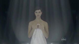 Morena Baccarin Bare Skin on V s1 ep04
